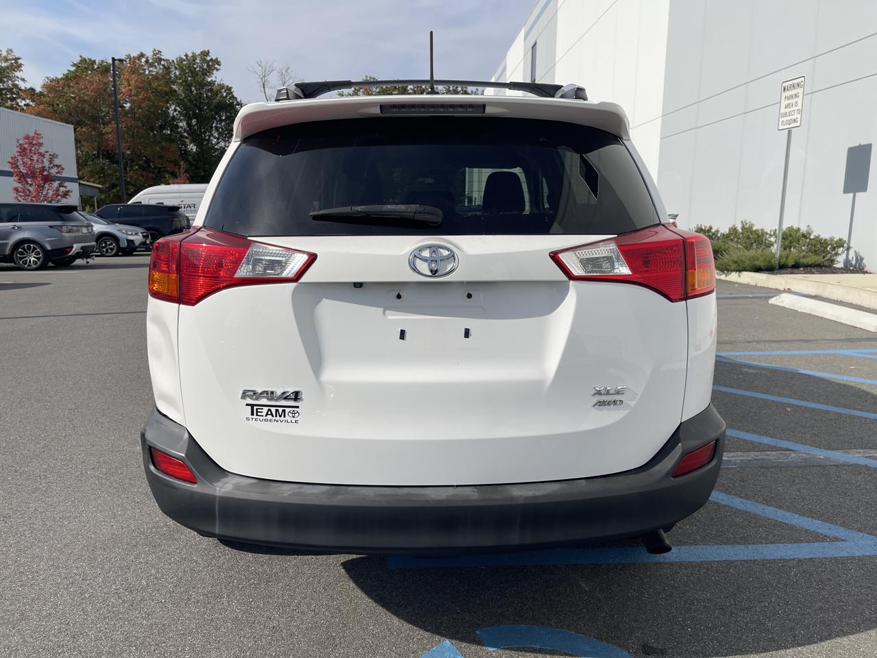 Toyota RAV4 XLE AWD 2015