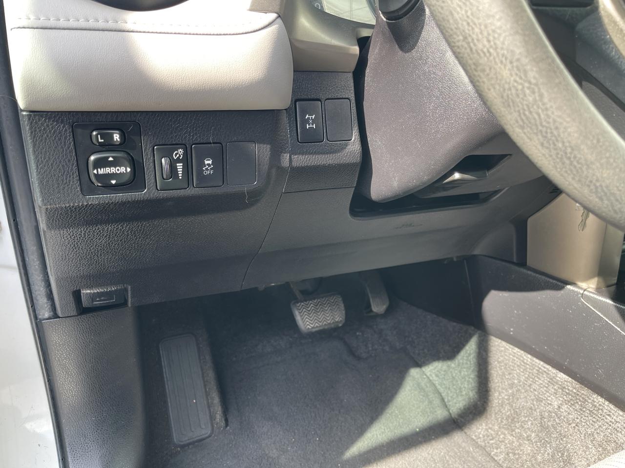 Toyota RAV4 XLE AWD 2015