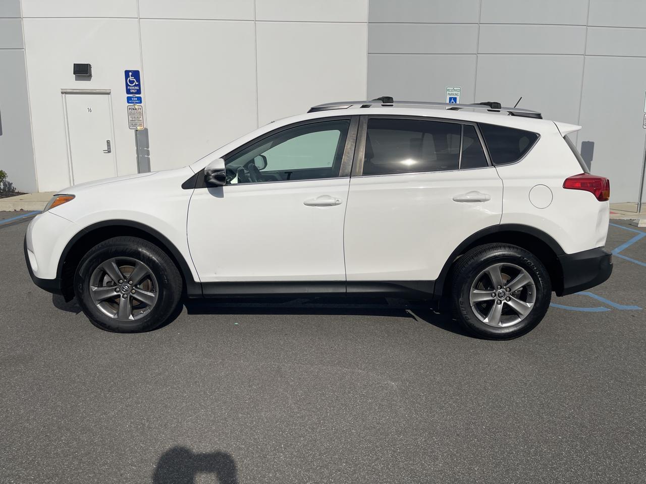 Toyota RAV4 XLE AWD 2015
