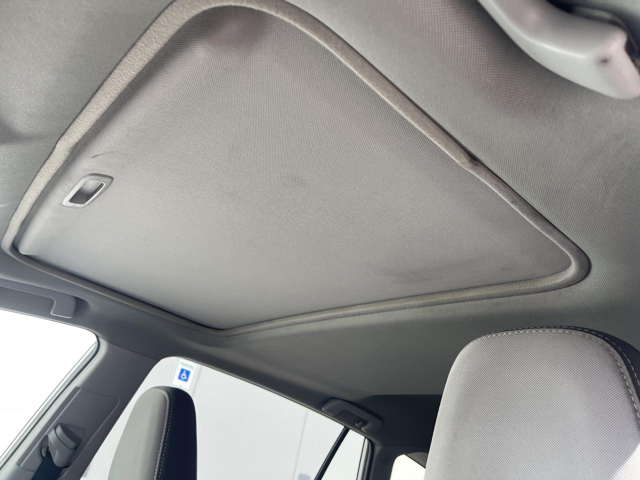 Toyota RAV4 XLE AWD 2015