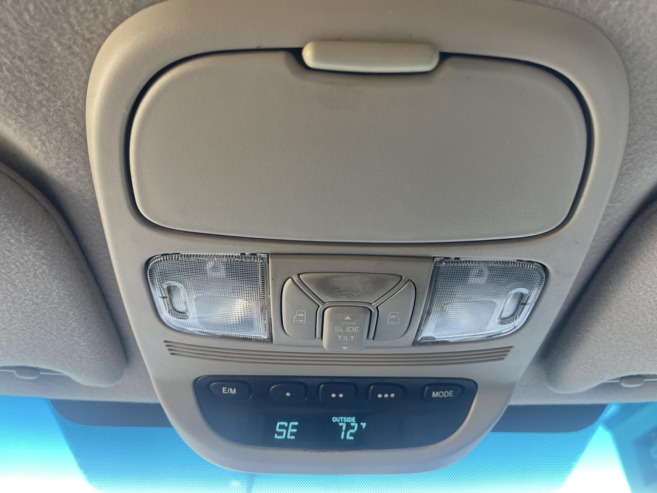 Toyota Sienna XLE Limited FWD 2008