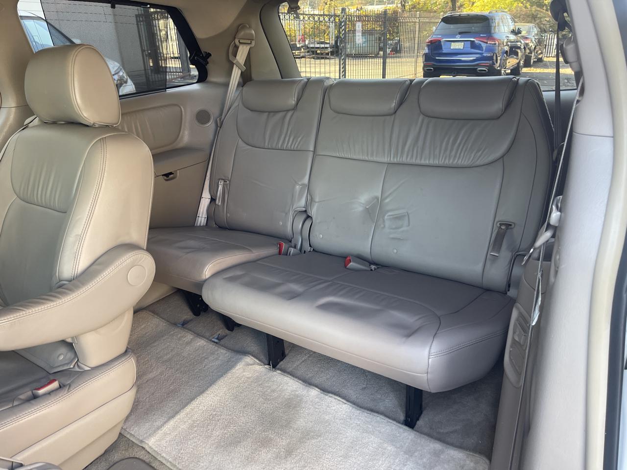 Toyota Sienna XLE Limited FWD 2008