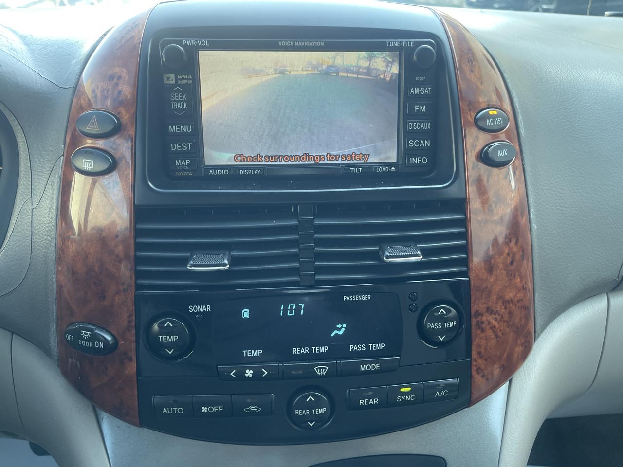 Toyota Sienna XLE Limited FWD 2008