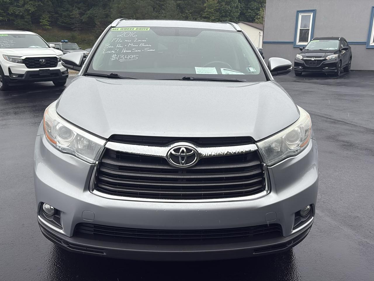 Toyota Highlander XLE AWD V6 2016
