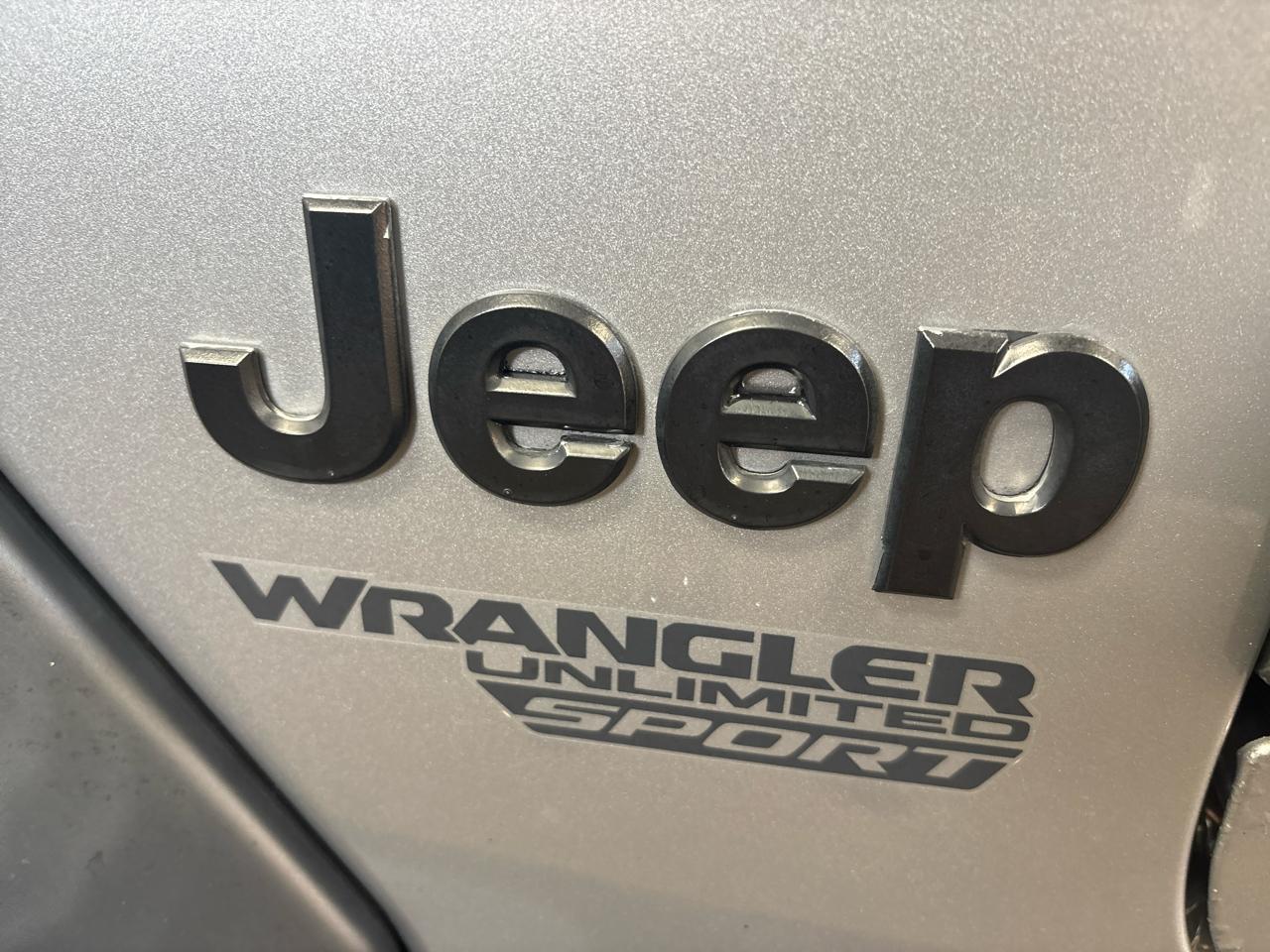 Jeep Wrangler Unlimited Sport 2018