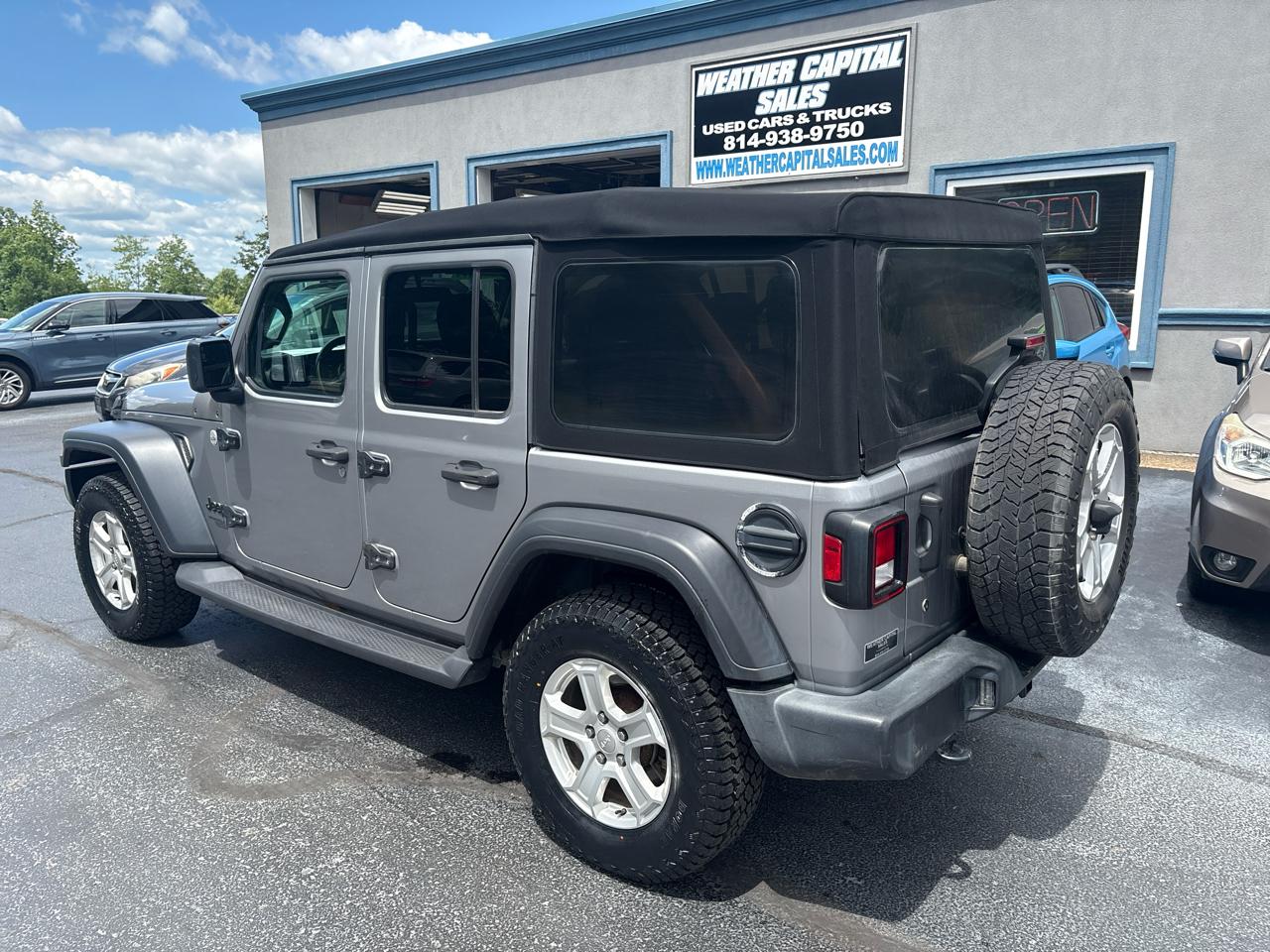 Jeep Wrangler Unlimited Sport 2018