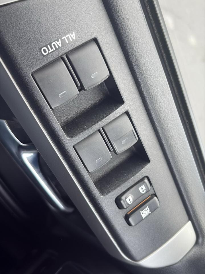 Toyota 4Runner SR5 4WD 2015