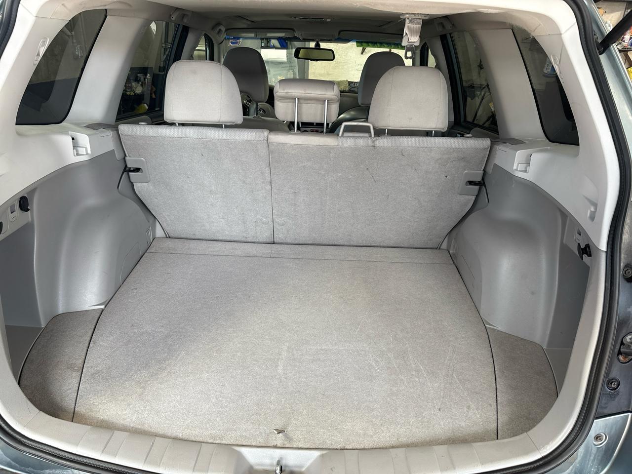 Subaru Forester 2.5X Premium 2011