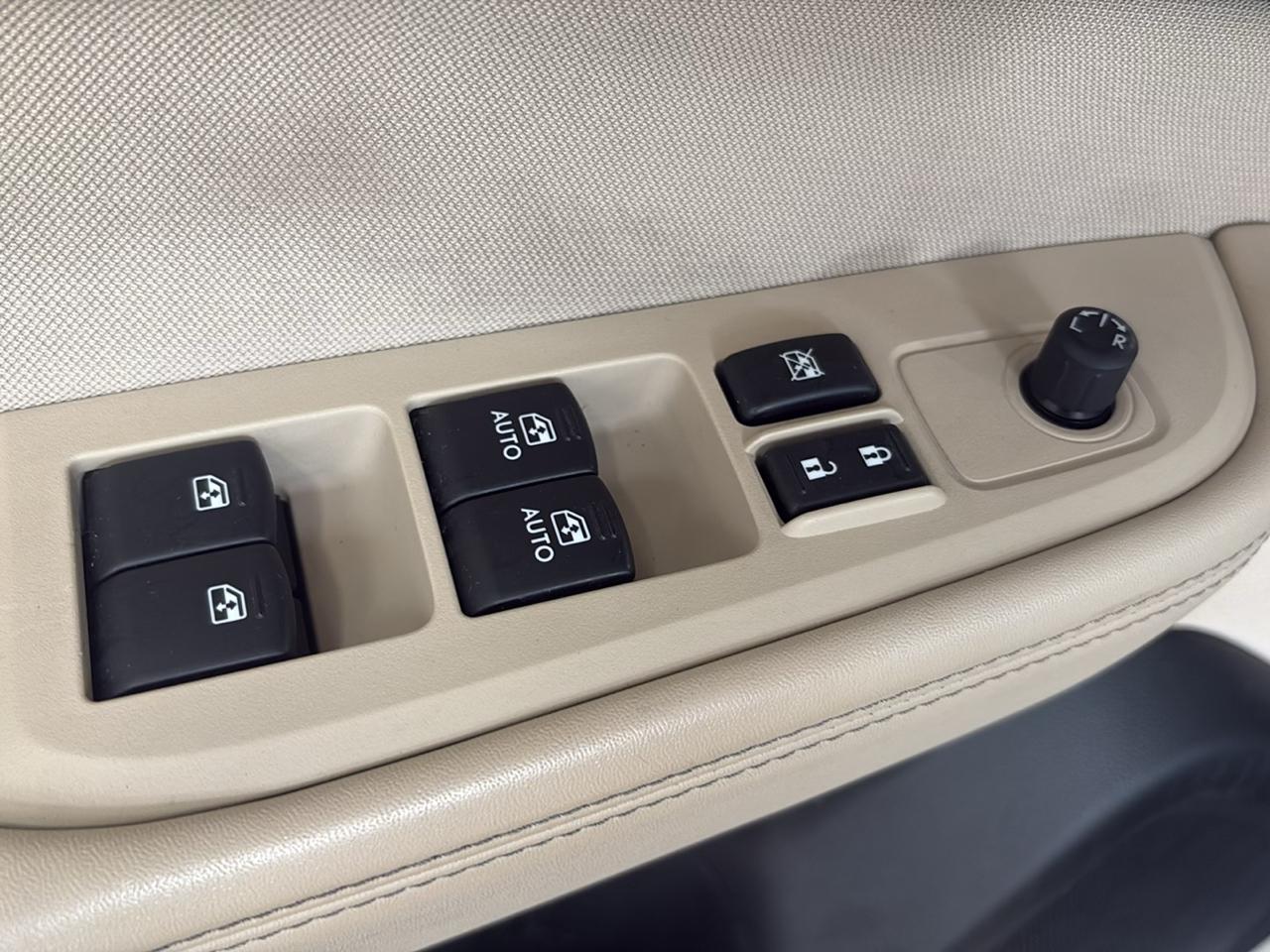 Subaru Legacy 2.5i Premium 2015