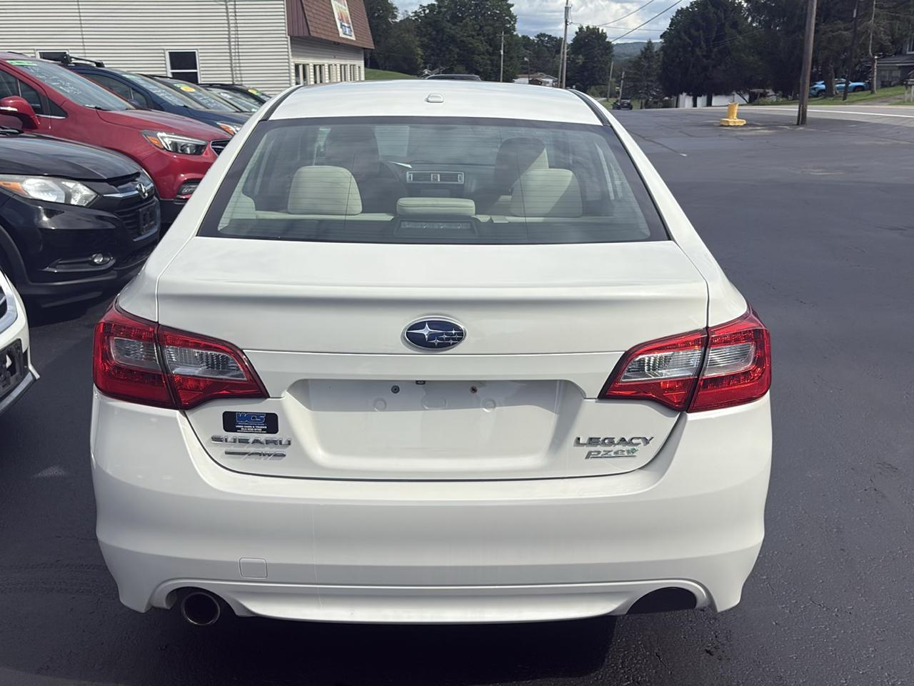 Subaru Legacy 2.5i Premium 2015