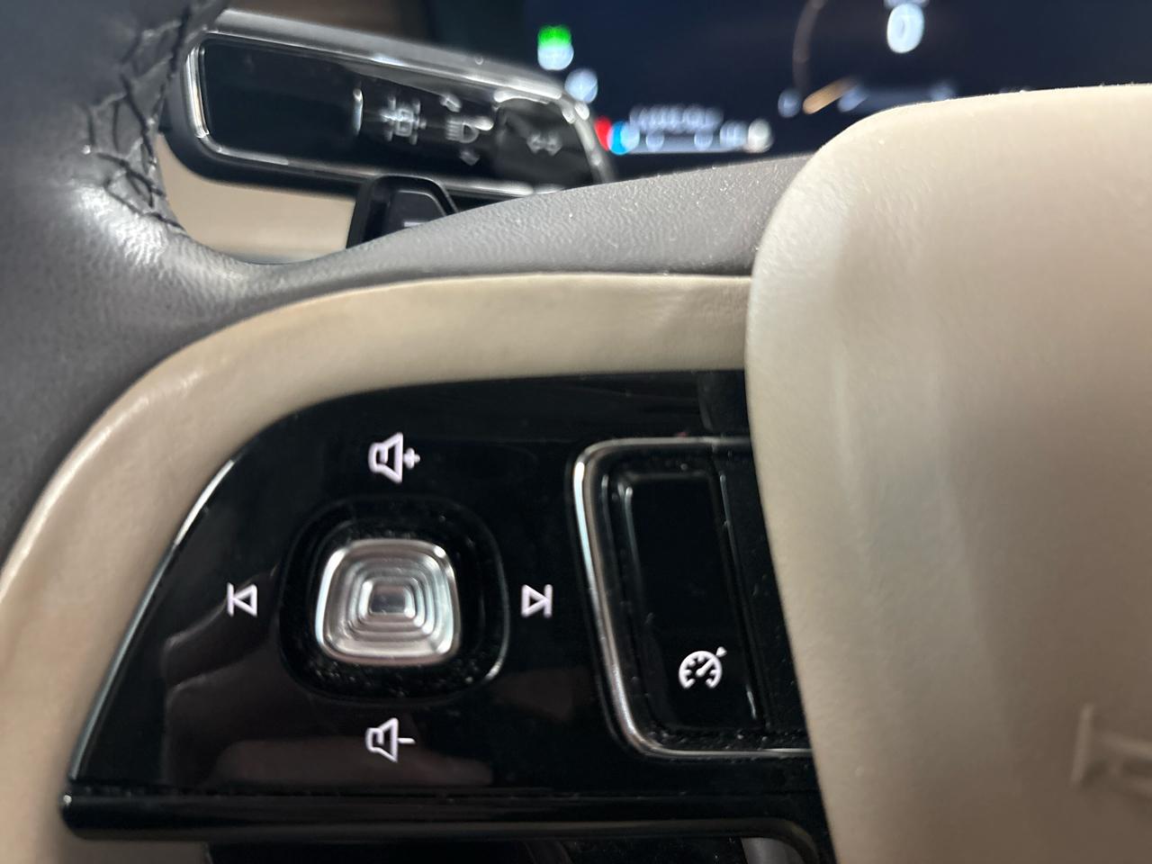 Lincoln Corsair Reserve AWD 2022
