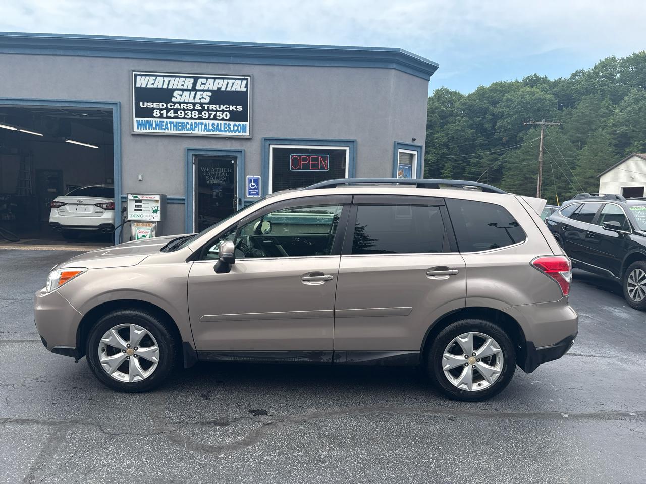 Subaru Forester 2.5i Touring 2014