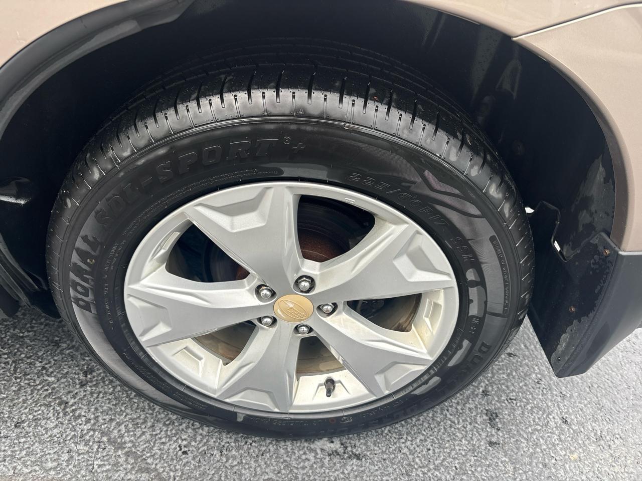 Subaru Forester 2.5i Touring 2014