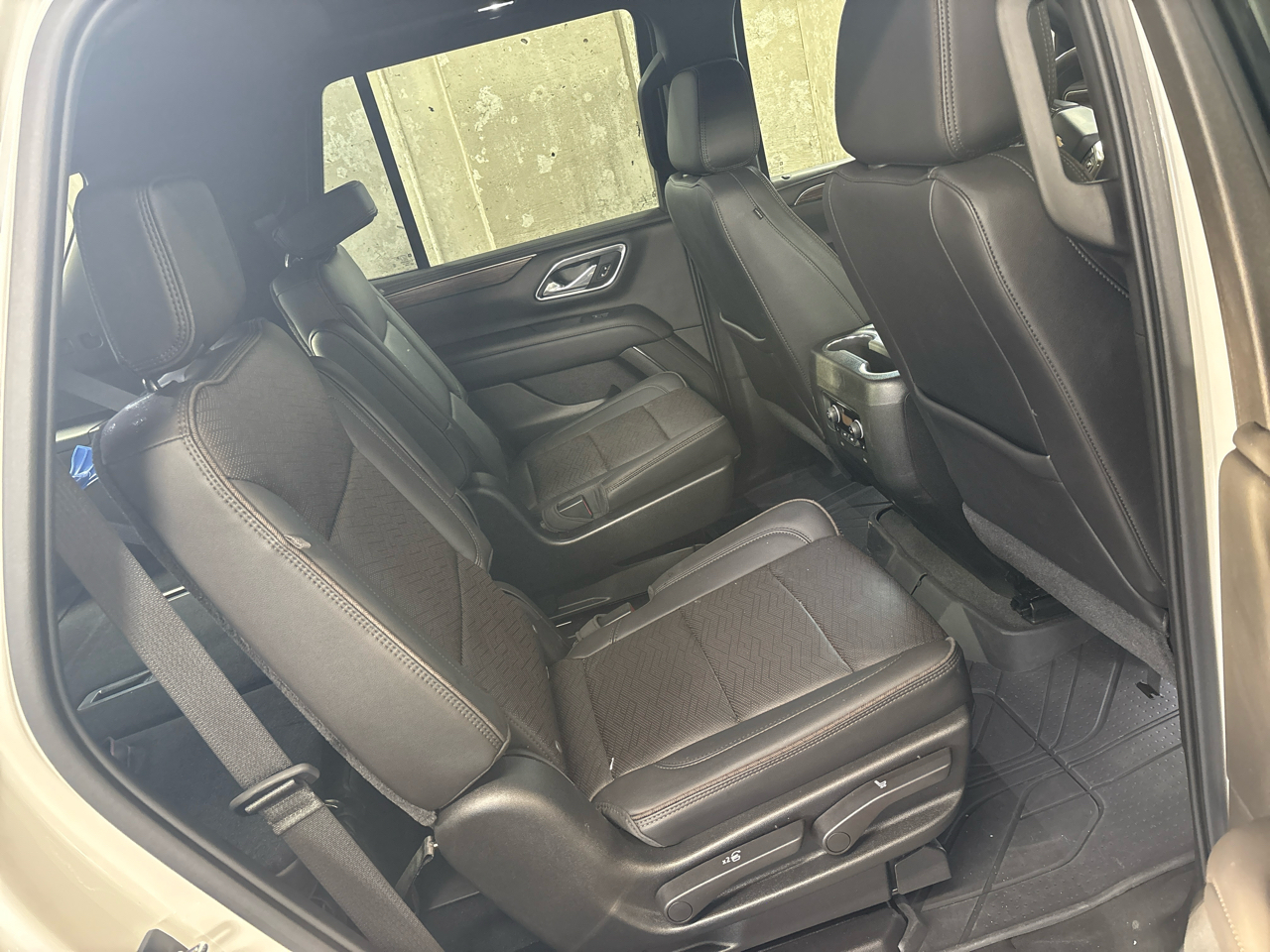 Chevrolet Tahoe 4WD 4dr High Country 2021