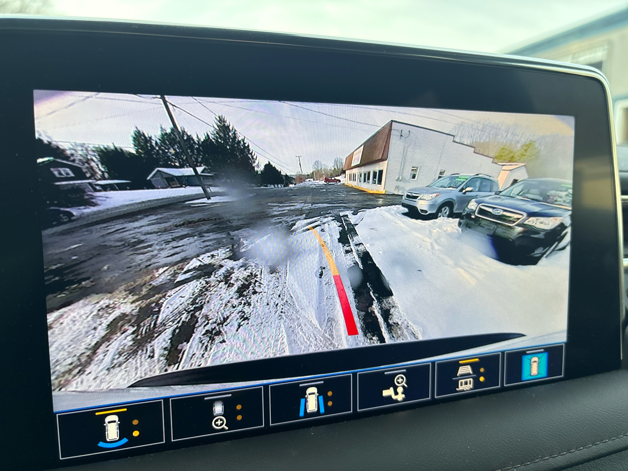 Chevrolet Tahoe 4WD 4dr High Country 2021