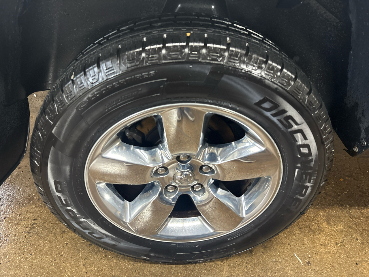 RAM 1500 4WD Quad Cab 140.5" Big Horn 2014