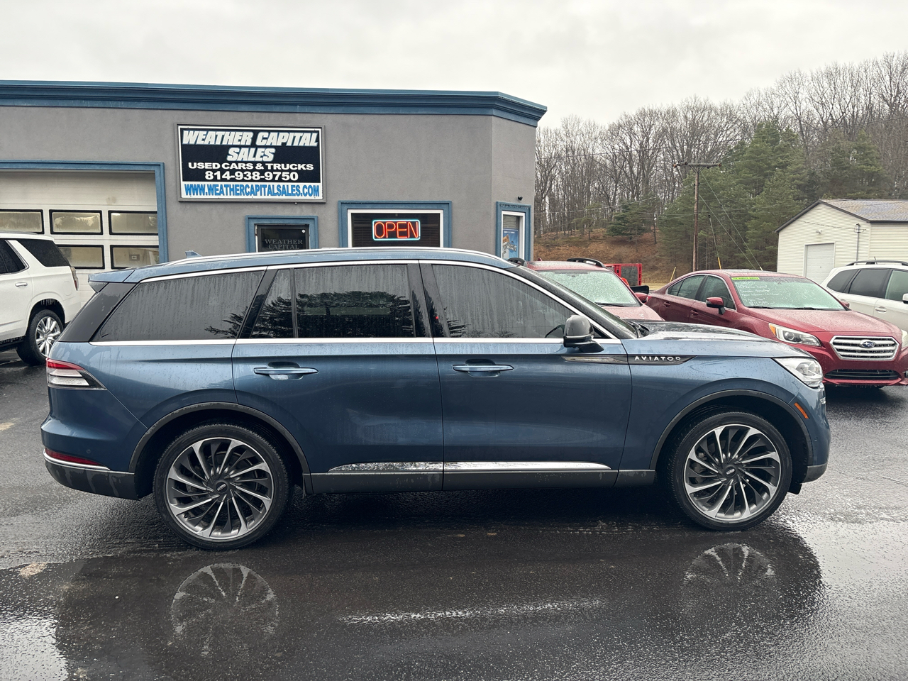 Lincoln Aviator Reserve 4D SUV AWD 2020