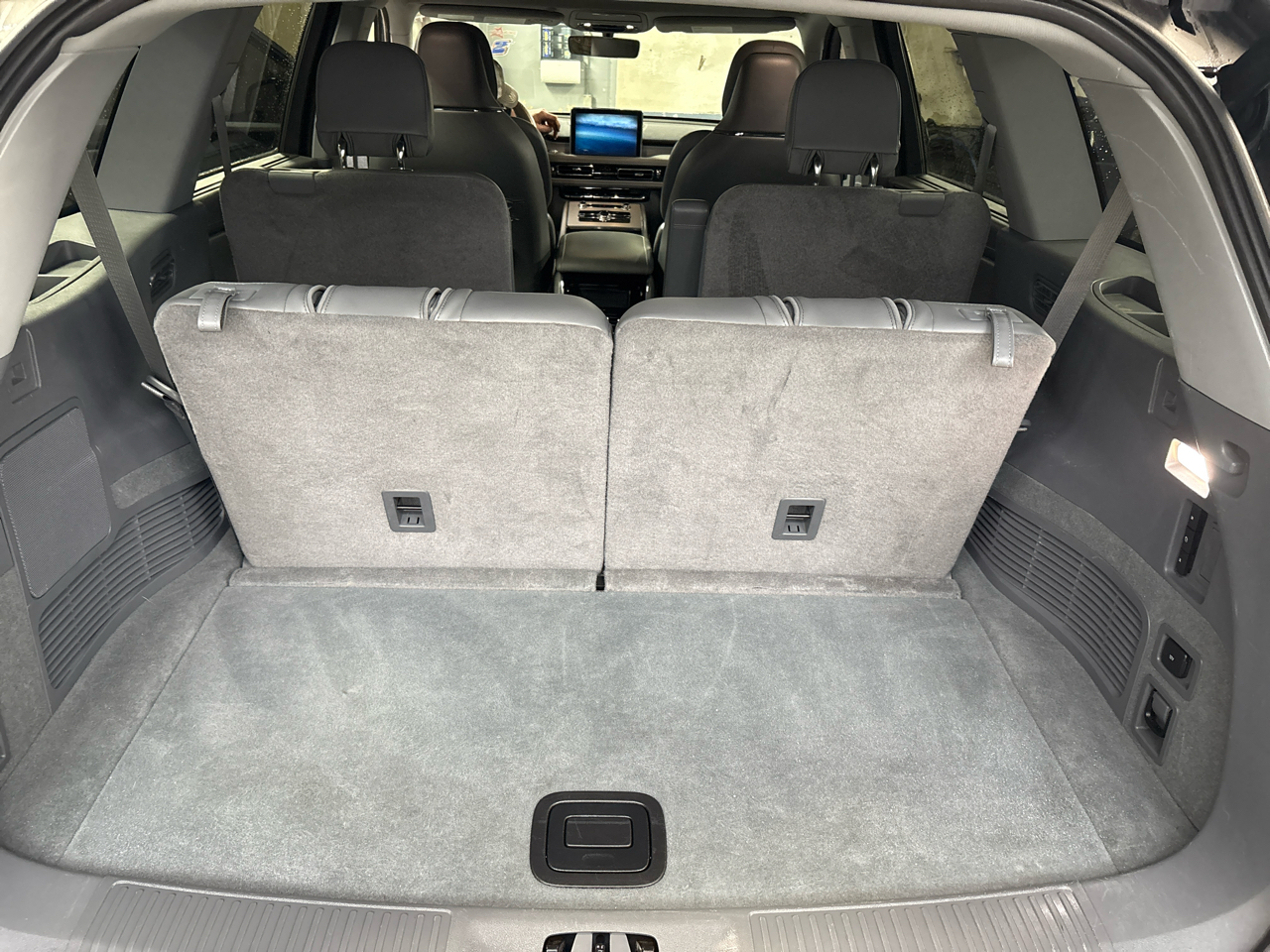 Lincoln Aviator Reserve 4D SUV AWD 2020