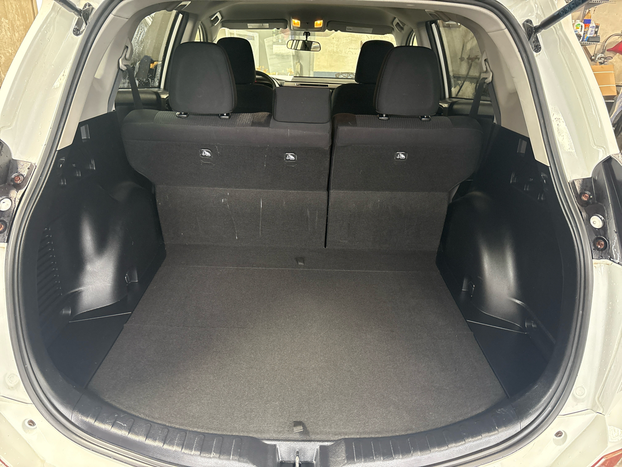 Toyota RAV4 AWD 4dr LE (Natl) 2016