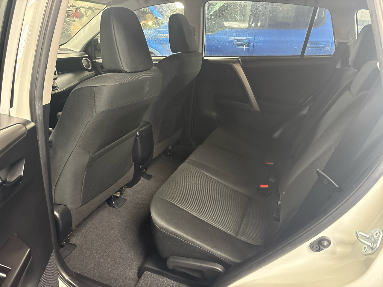 Toyota RAV4 AWD 4dr LE (Natl) 2016