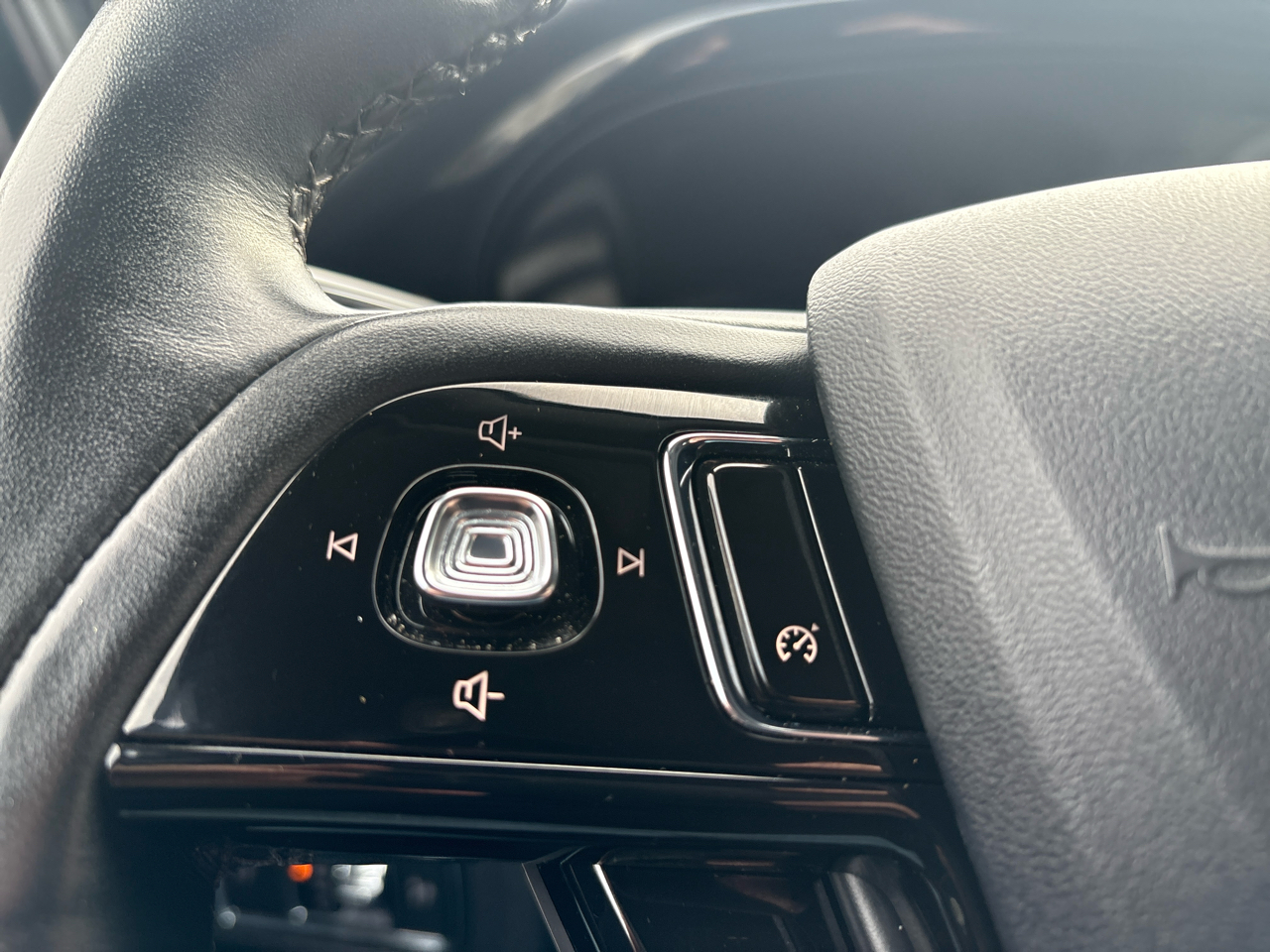 Lincoln Corsair Reserve AWD 2022