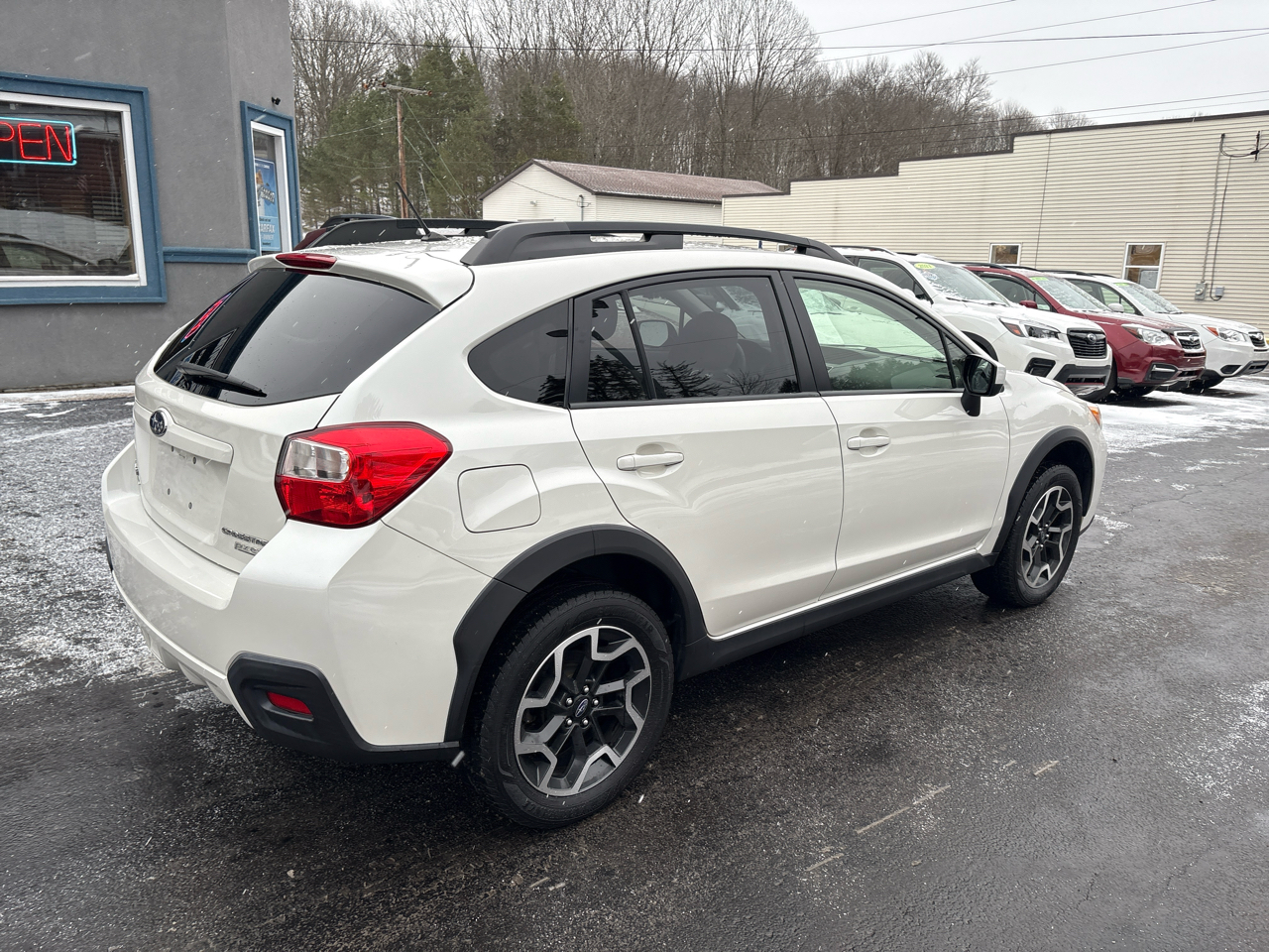 Subaru Crosstrek 5dr CVT 2.0i Premium 2016