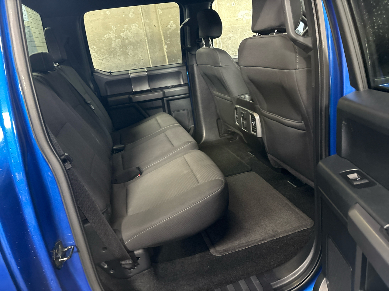 Ford F-150 4WD SuperCrew 139" XLT 2015