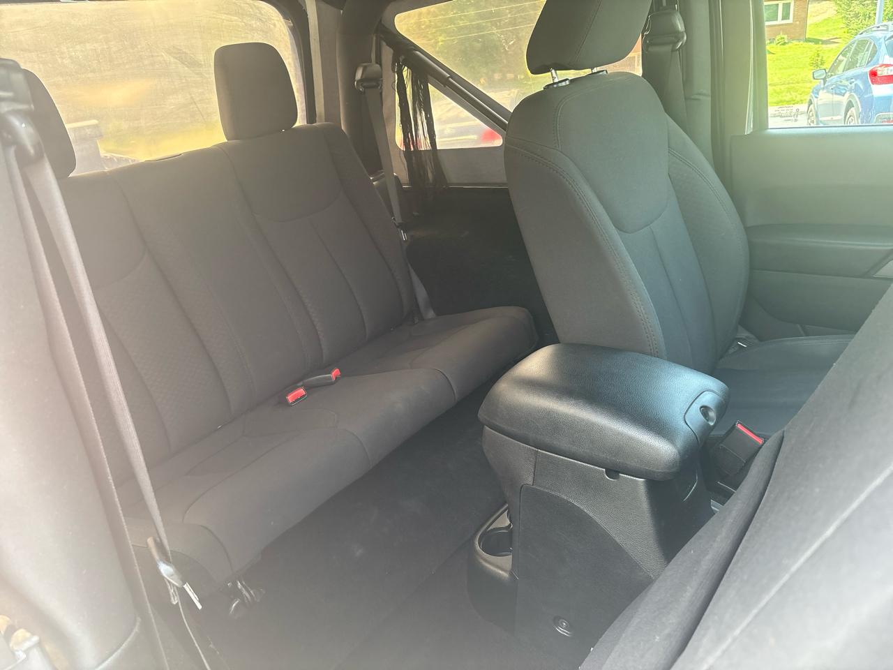 Jeep Wrangler 4WD 2dr Sport 2016