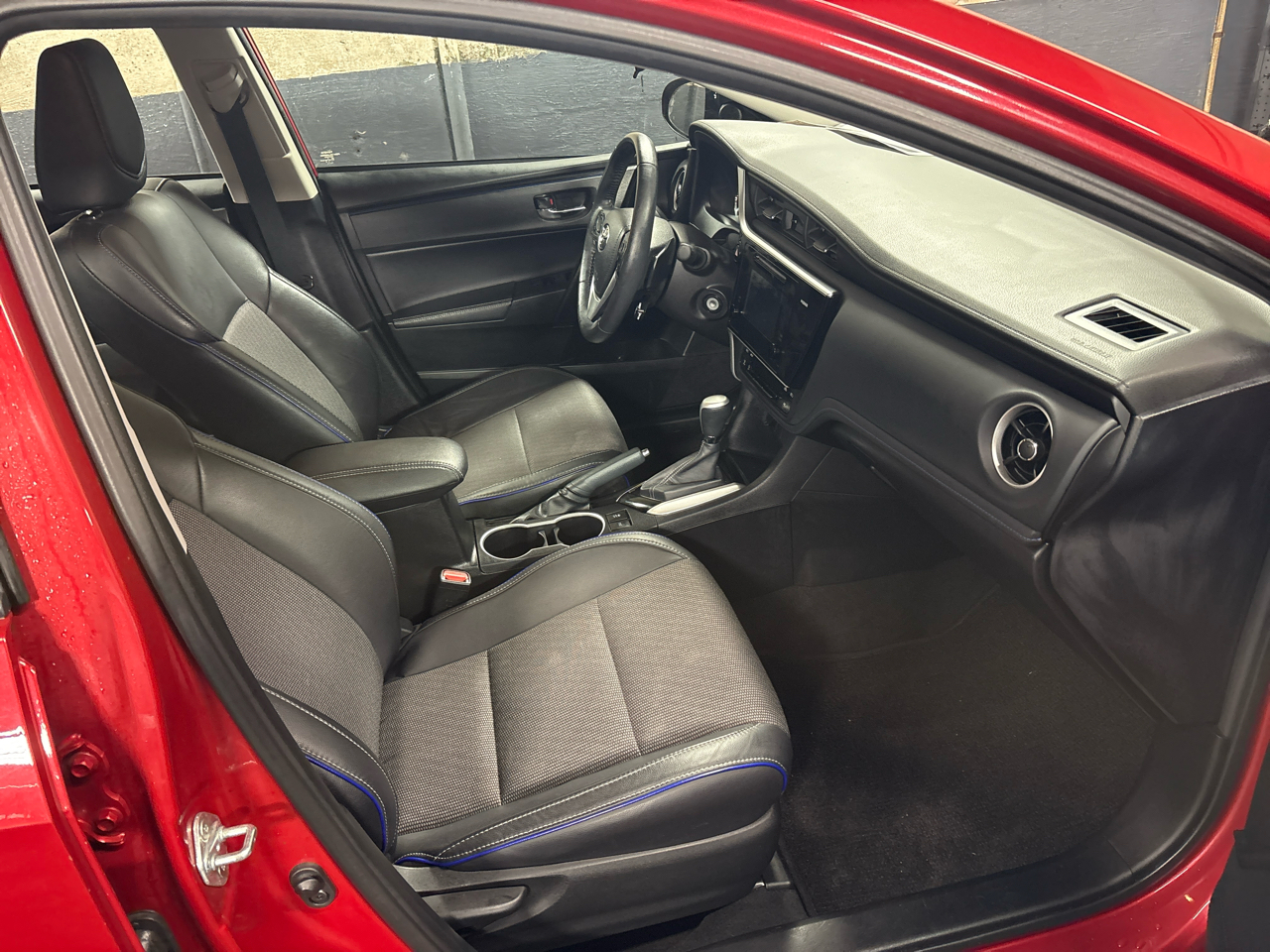 Toyota Corolla 50th Anniversary Special Edition CVT (Natl) 2017