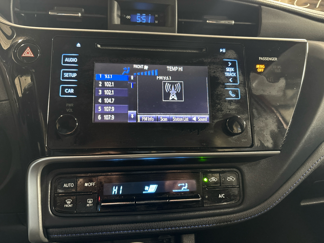 Toyota Corolla 50th Anniversary Special Edition CVT (Natl) 2017