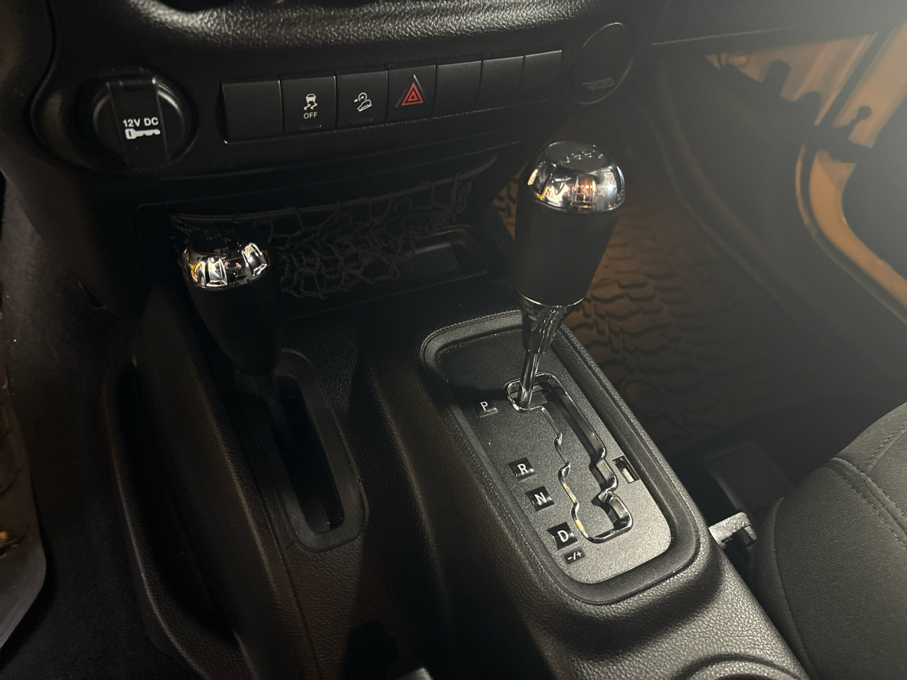 Jeep Wrangler 4WD 2dr Willys Wheeler 2015