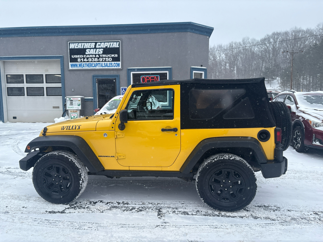 Jeep Wrangler 4WD 2dr Willys Wheeler 2015
