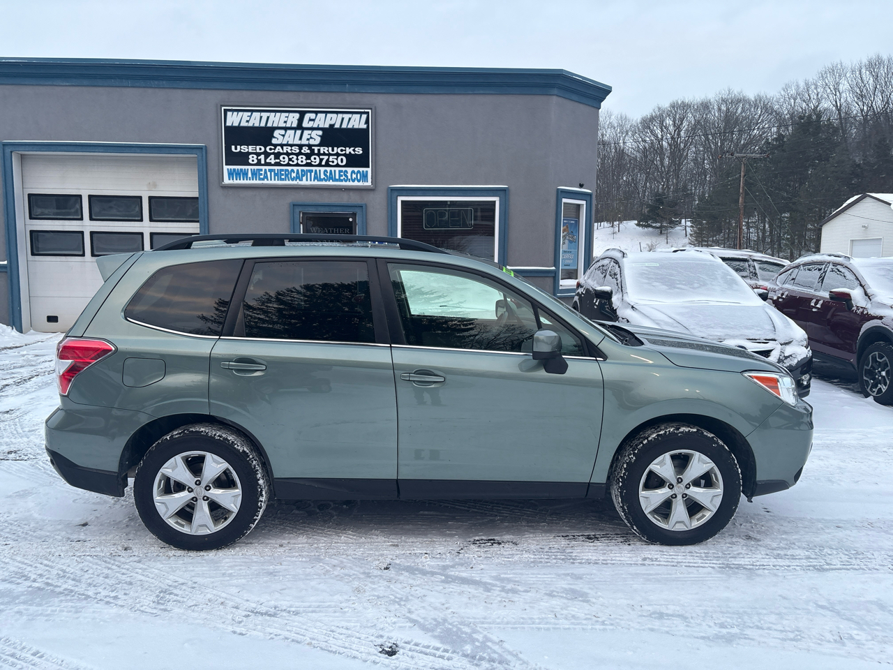 Subaru Forester 4dr CVT 2.5i Limited PZEV 2016