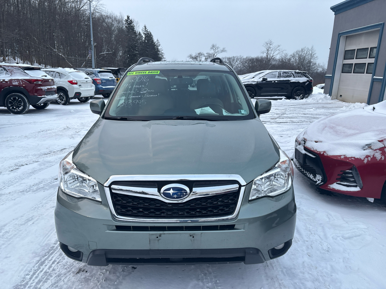 Subaru Forester 4dr CVT 2.5i Limited PZEV 2016