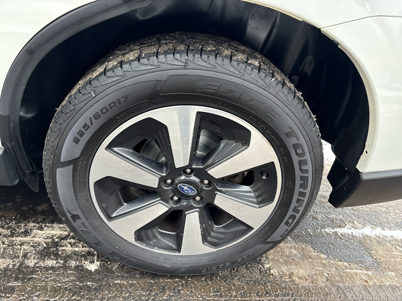 Subaru Forester 2.5i Limited CVT 2017