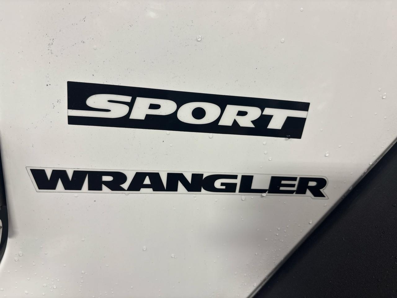 Jeep Wrangler 4WD 2dr Sport 2015