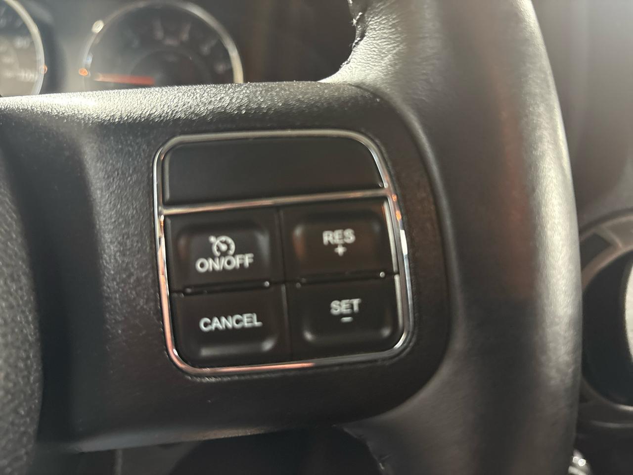 Jeep Wrangler 4WD 2dr Sport 2015