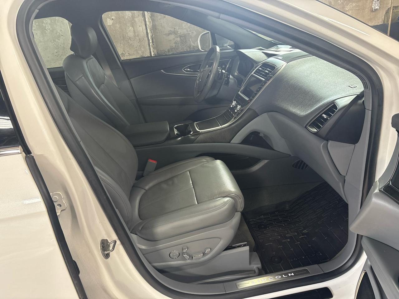 Lincoln Nautilus Reserve AWD 2020