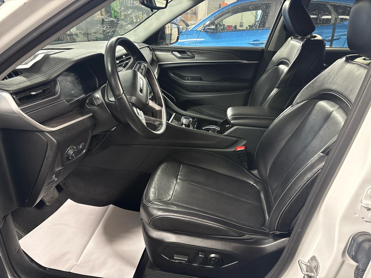 Jeep Grand Cherokee L Limited 4x4 2021