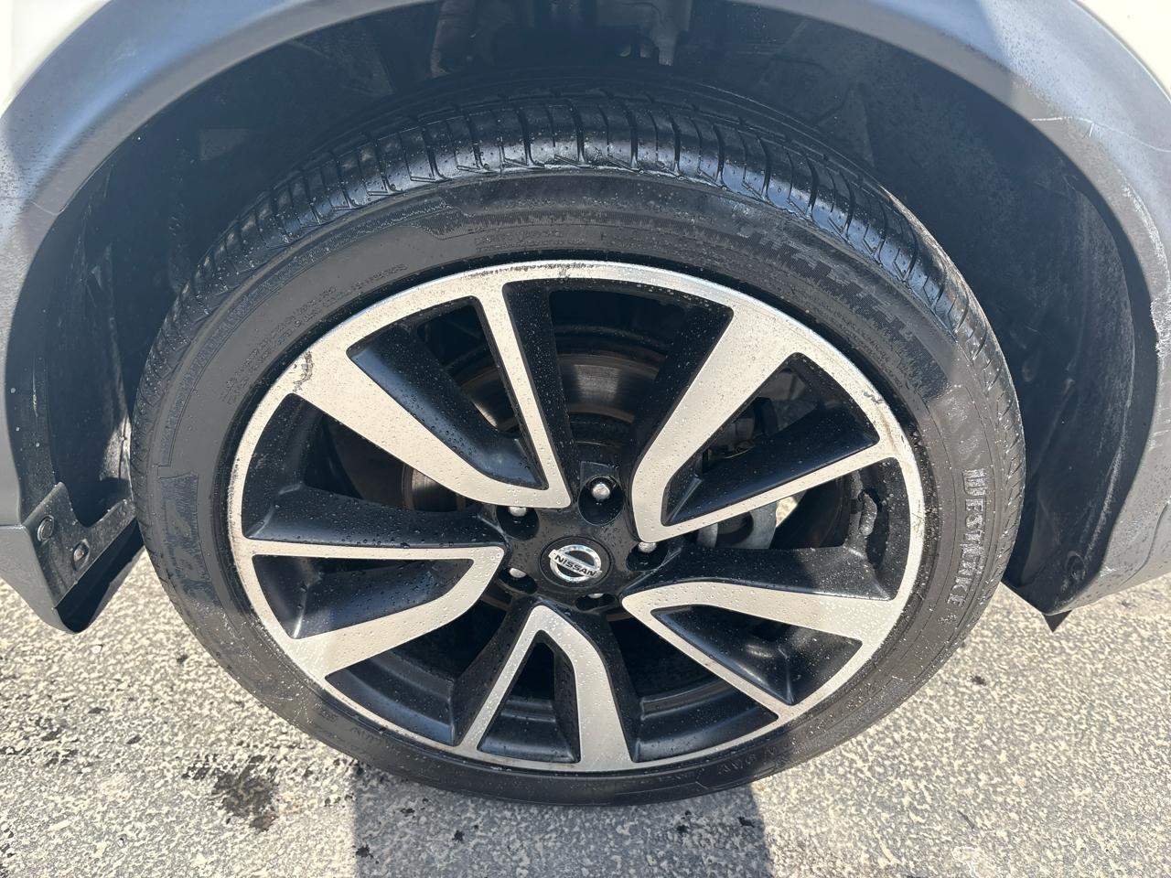 Nissan Rogue Sport AWD SL 2017