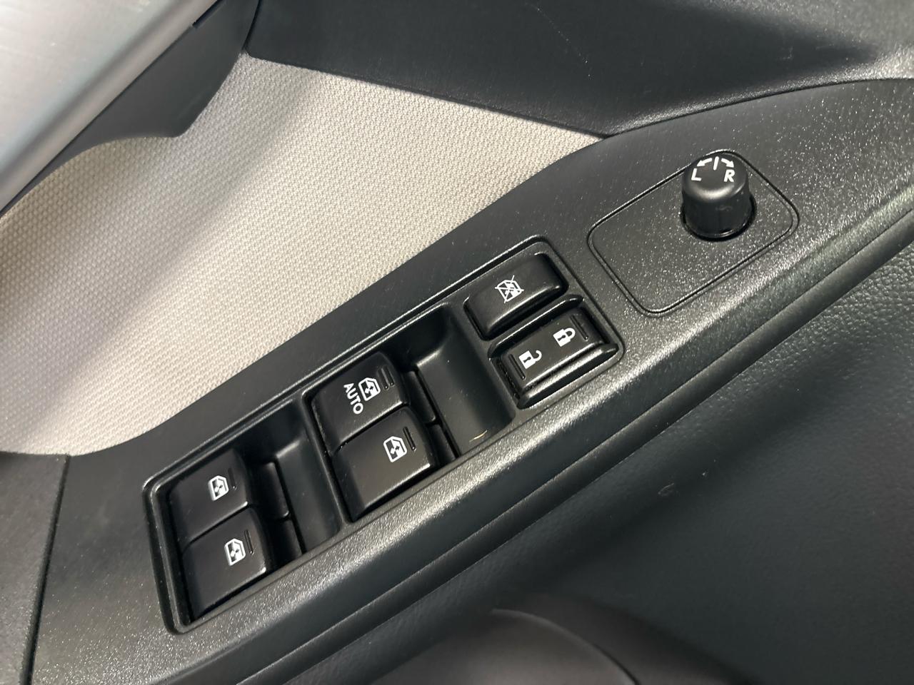 Subaru Forester 4dr Auto 2.5i Premium PZEV 2014