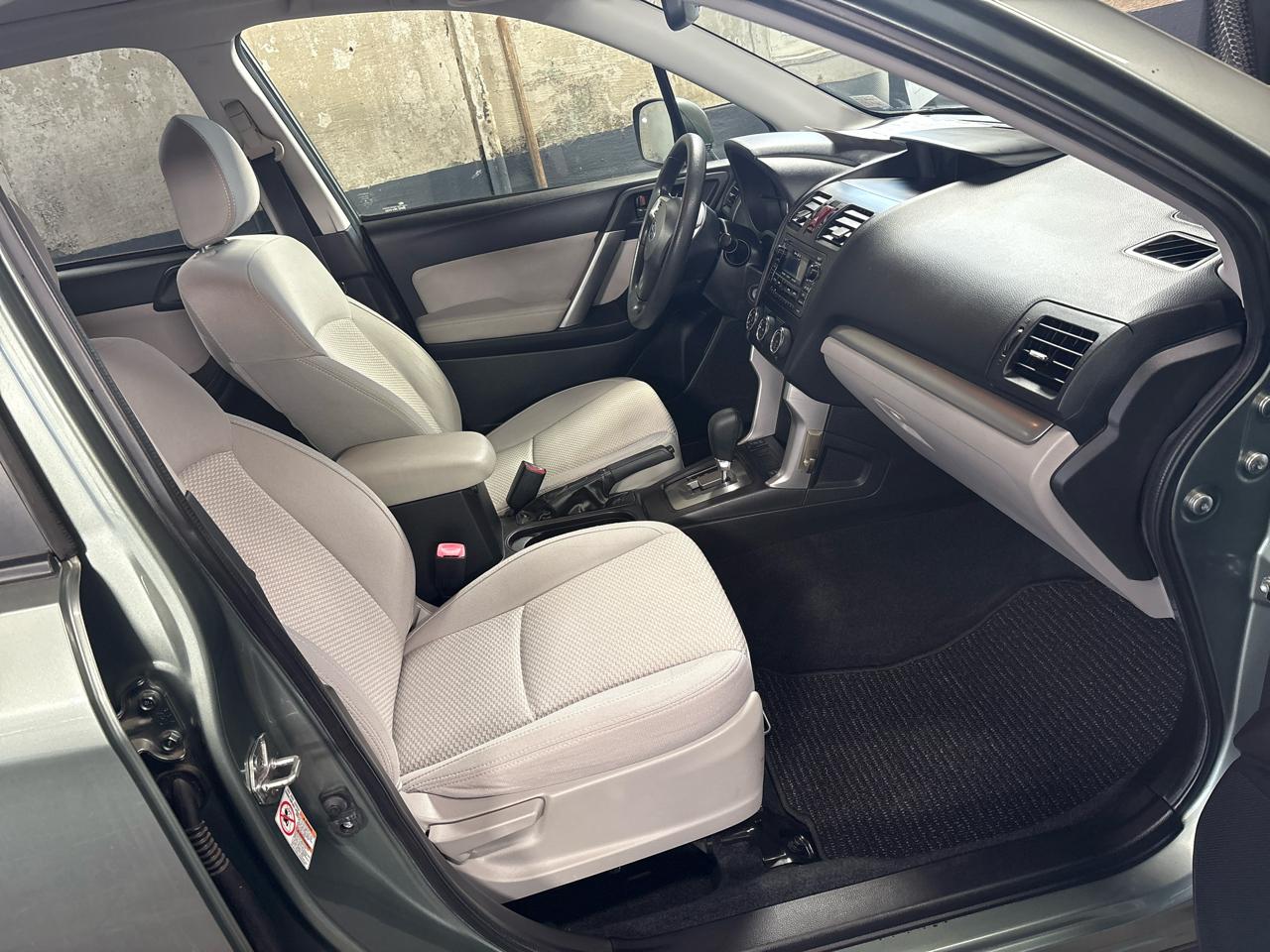 Subaru Forester 4dr Auto 2.5i Premium PZEV 2014