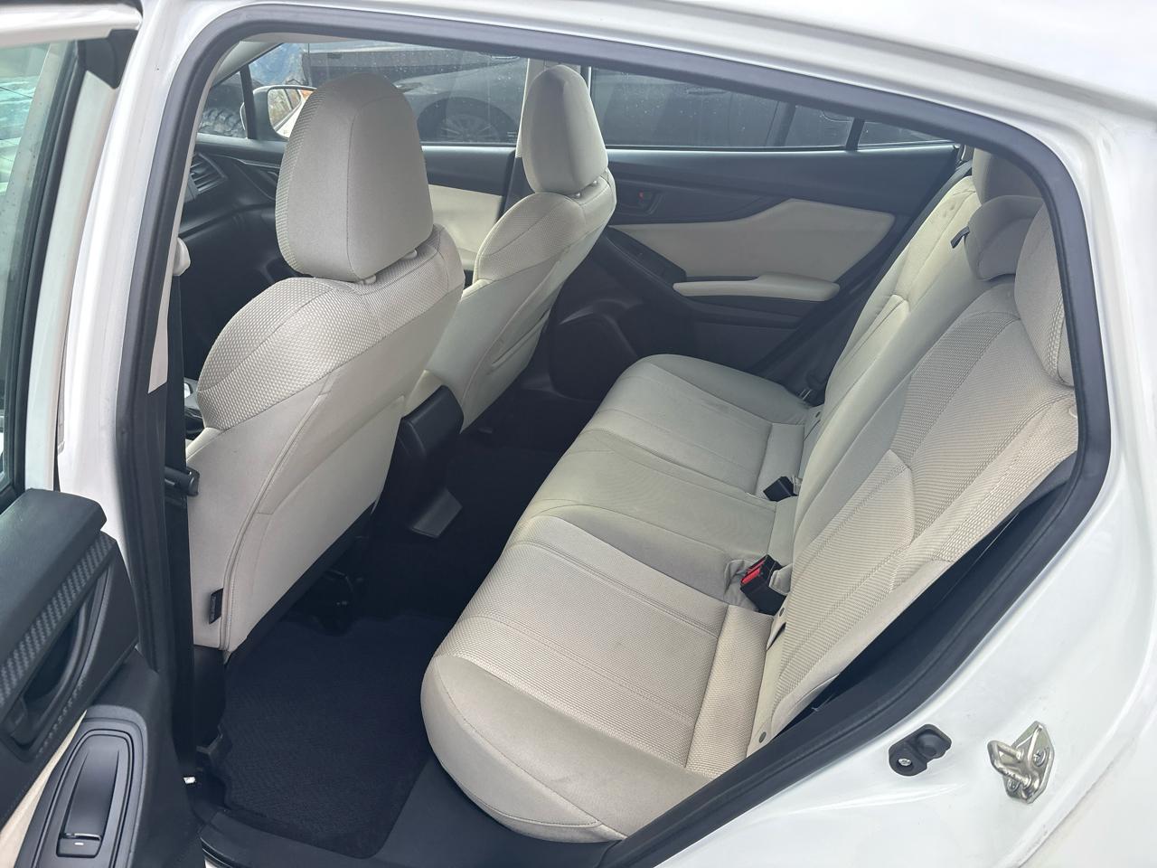 Subaru Impreza 2.0i Premium 5-door CVT 2017