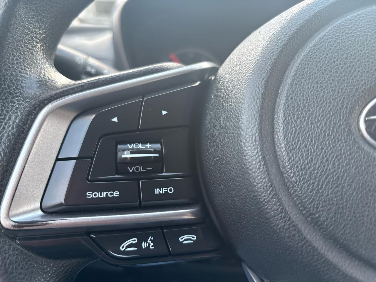 Subaru Impreza 2.0i Premium 5-door CVT 2017