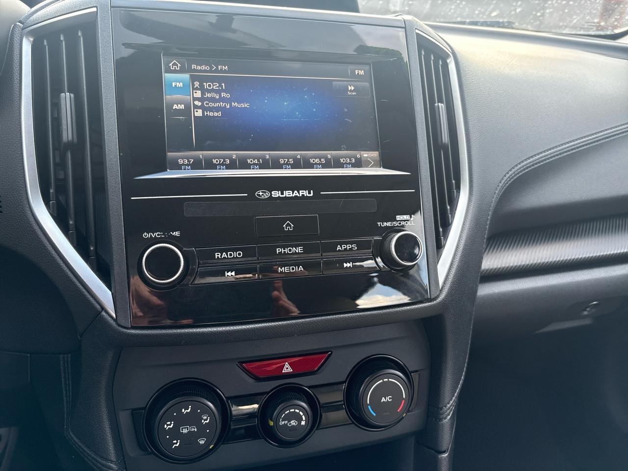 Subaru Impreza 2.0i Premium 5-door CVT 2017