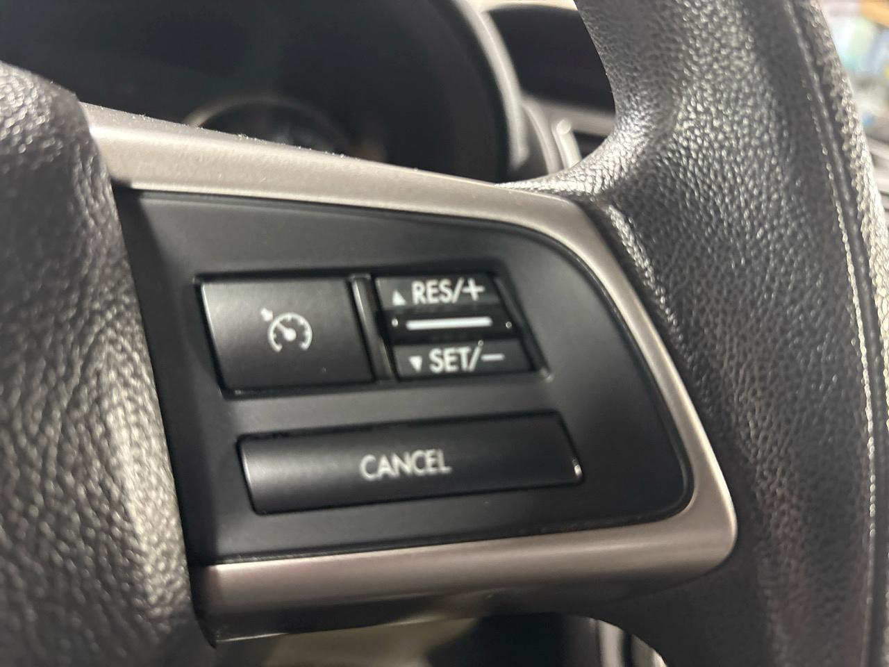 Subaru XV Crosstrek 5dr Man 2.0i Premium 2015