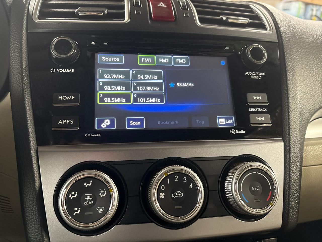 Subaru XV Crosstrek 5dr Man 2.0i Premium 2015