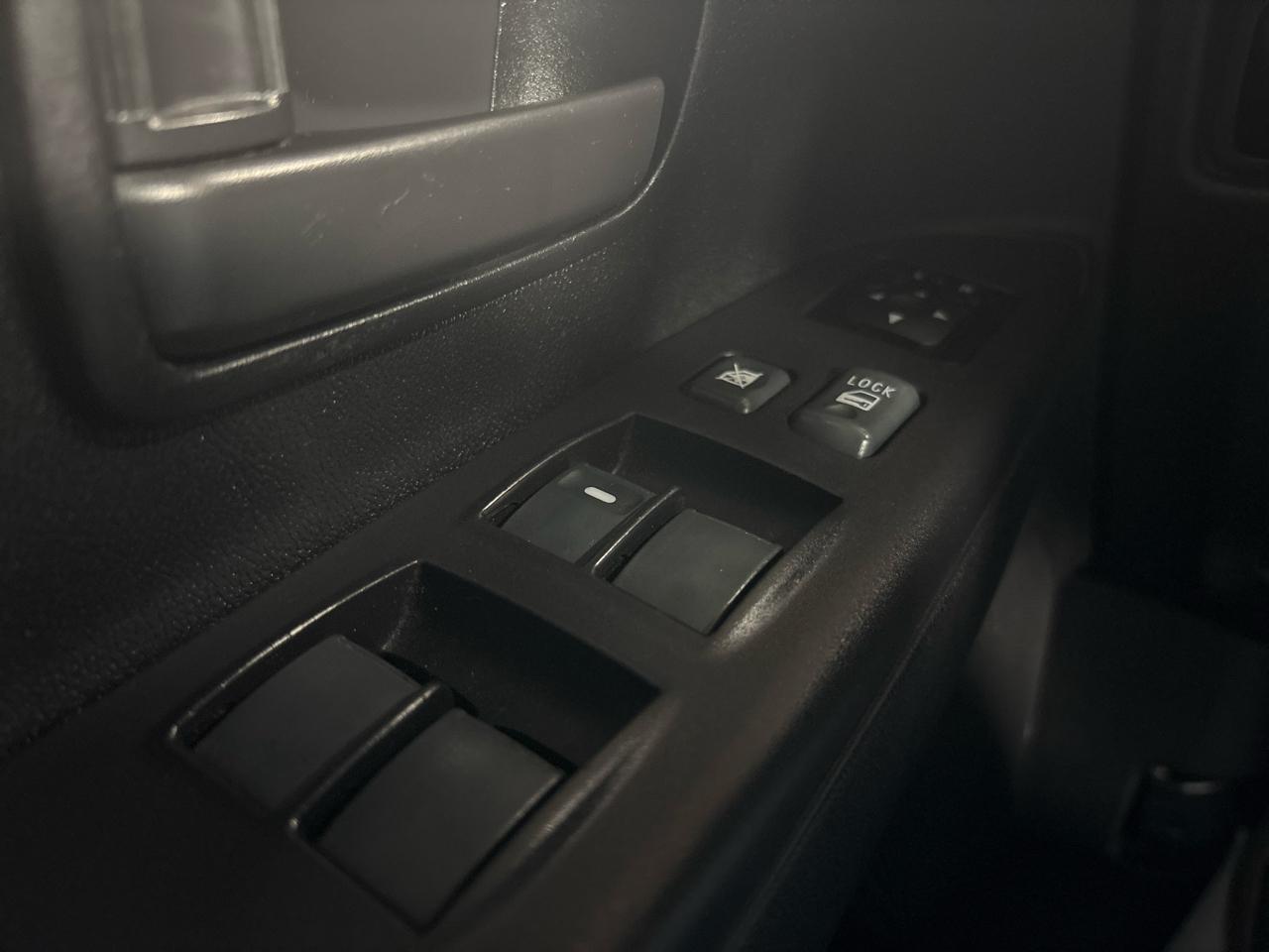 Mitsubishi Outlander Sport 2WD 4dr Man ES 2013