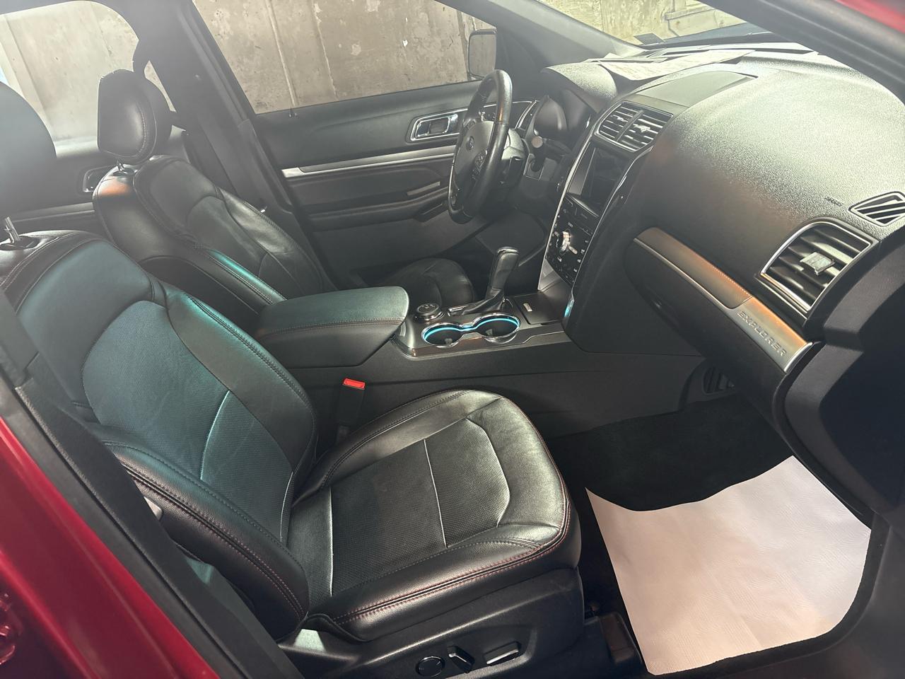 Ford Explorer Sport 4WD 2017