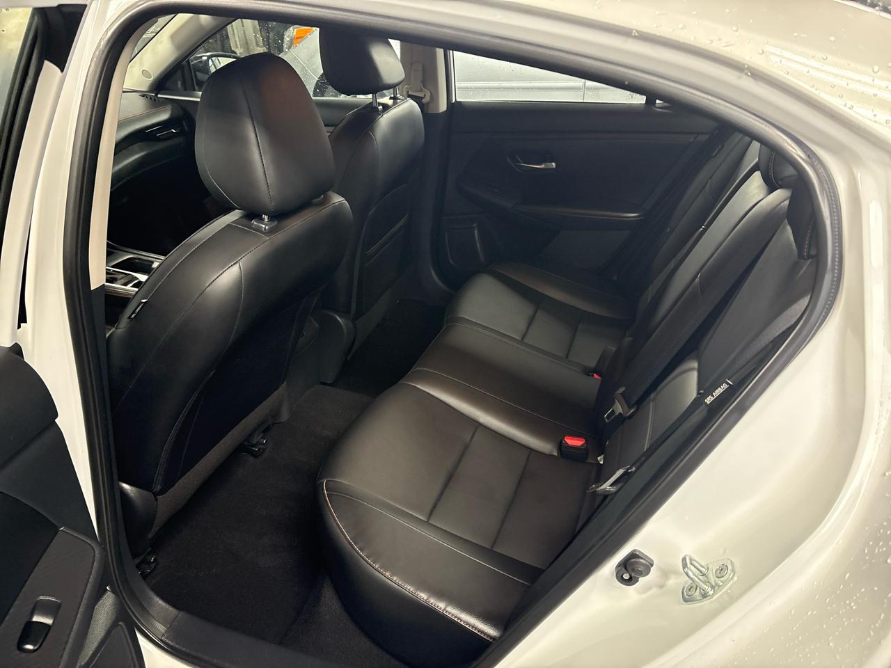Nissan Sentra SR CVT 2022